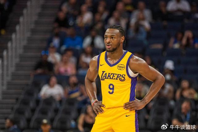 加盟热火时：奥尼尔32岁11次全明星1MVP 字母31岁10次全明星2MVP